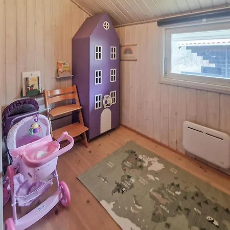 Ferienhaus Gemütliches Haus Mit 3 Schlafzimmern In